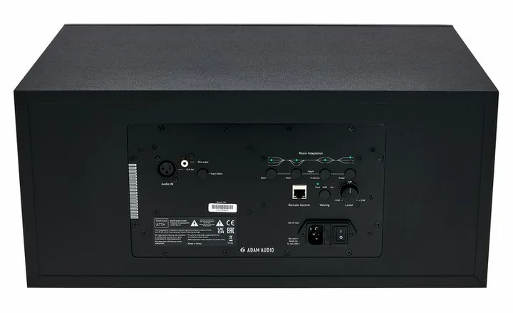ADAM Audio A77H, loggan och ytan