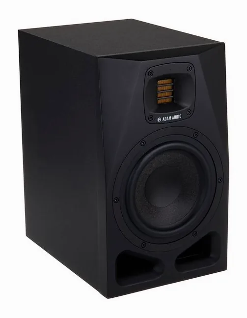 ADAM Audio A7V, basreflexporten