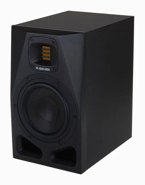 ADAM Audio A7V Stand Bundle, fronten med woofer och diskant