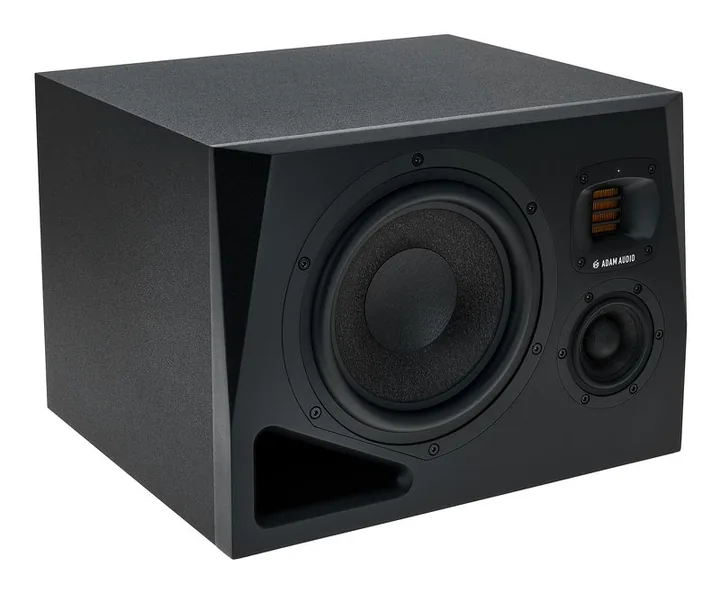 ADAM Audio A8H left, basreflexporten