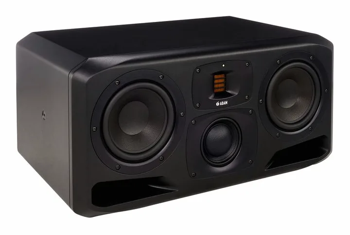 ADAM Audio S3H, fronten med woofer och diskant