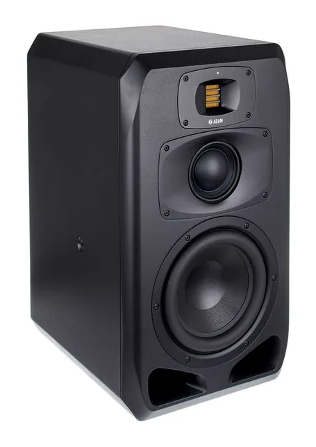ADAM Audio S3V, fronten med woofer och diskant