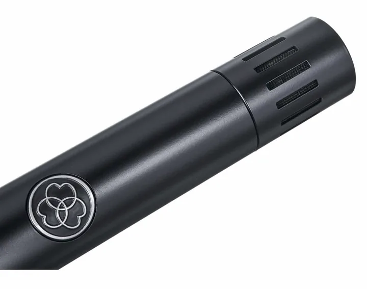 AKG C 151, hållaren och fästet