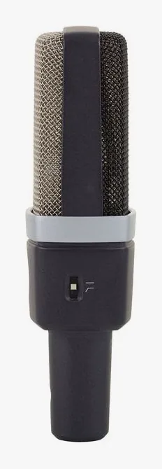 AKG C214 Stereo Set, mikrofonkorgen på nära håll