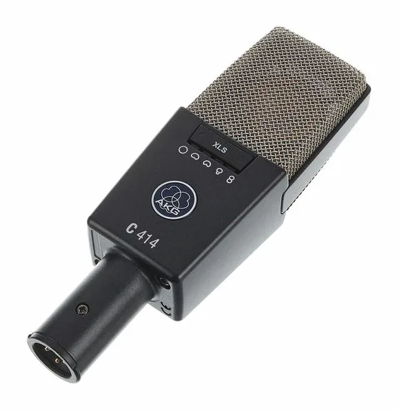 AKG C414 XLS Stereo Set, mikrofonkorgen på nära håll