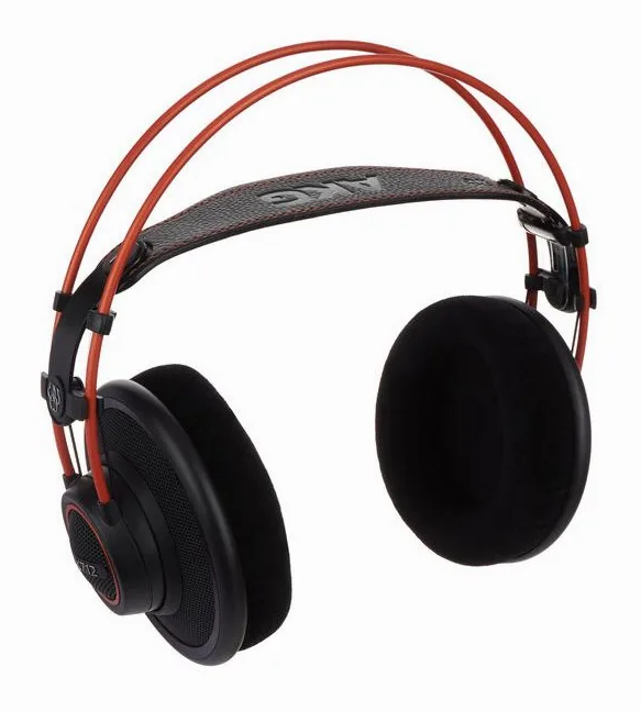 AKG K-712 Pro, gångjärnen och justeringen