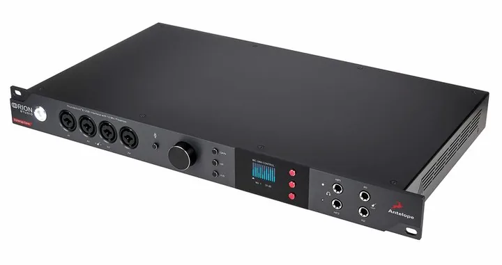 Antelope Orion Studio SC Stereo Bundle, frontpanelen med rattarna