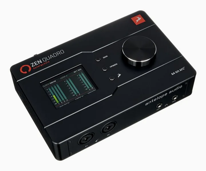 Antelope Zen Quadro Synergy Core, anslutningarna på baksidan