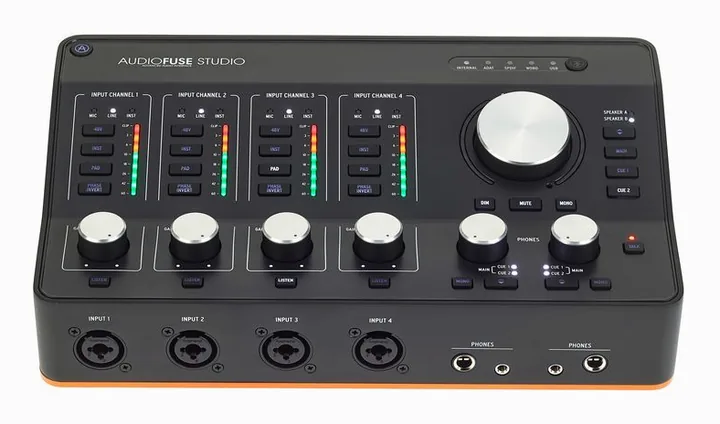 Arturia AudioFuse Studio, ingångarna på framsidan