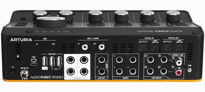 Arturia AudioFuse Studio Rev2, höljet sett från sidan