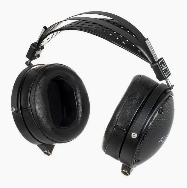 Audeze LCD-XC, öronkuddarna på nära håll