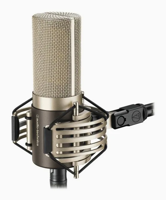 Audio-Technica AT5040, mikrofonkorgen på nära håll