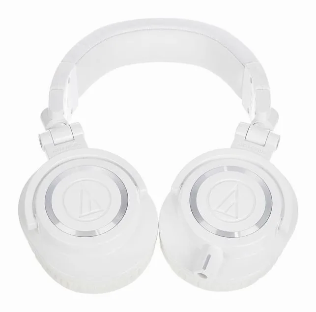 Audio-Technica ATH-M50XWH, kabelingången vid hörkåpan