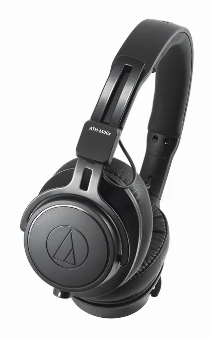 Audio-Technica ATH-M60xa, hörkåpan på nära håll