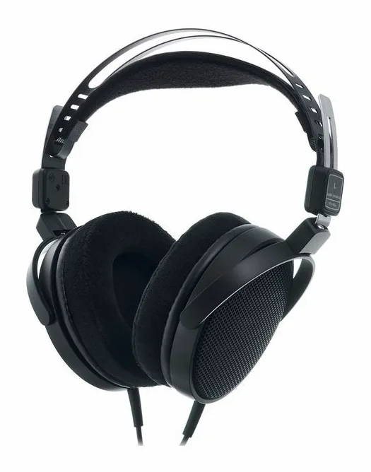Audio-Technica ATH-R30x, hörkåpan på nära håll
