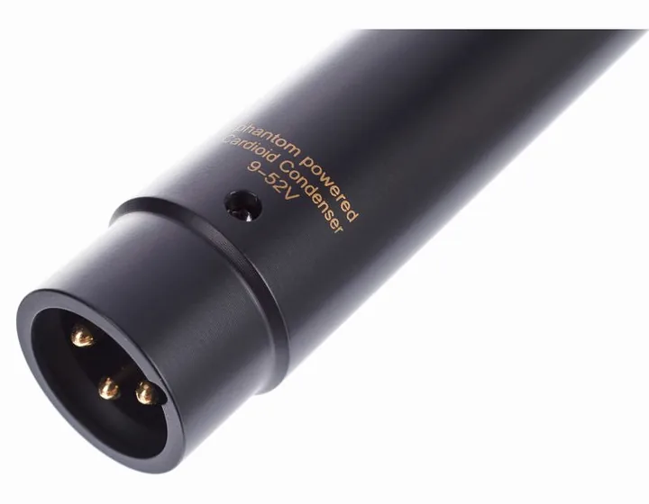 Audix ADX 51, XLR-kontakten i botten
