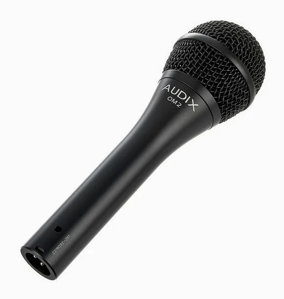 Audix OM2, XLR-kontakten i botten