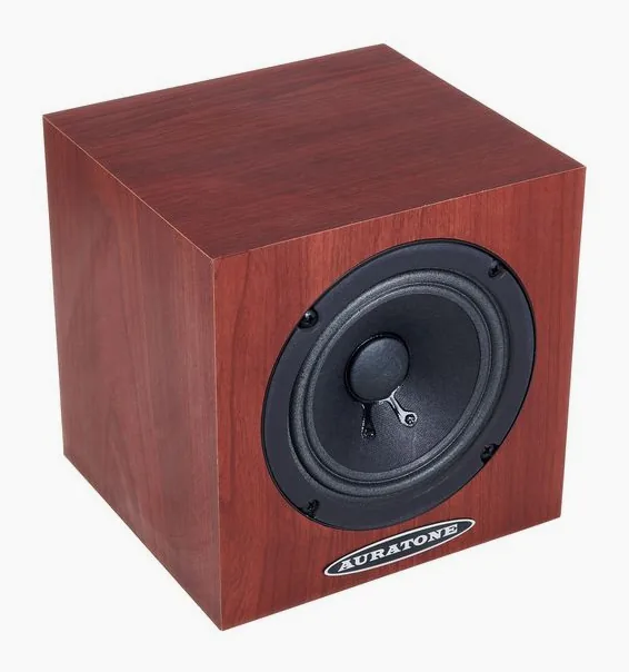 Auratone 5C Active Sound Cube Single, knapparna på bakpanelen