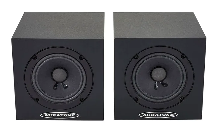 Auratone 5C Super Sound Amp Set Black, loggan och ytan