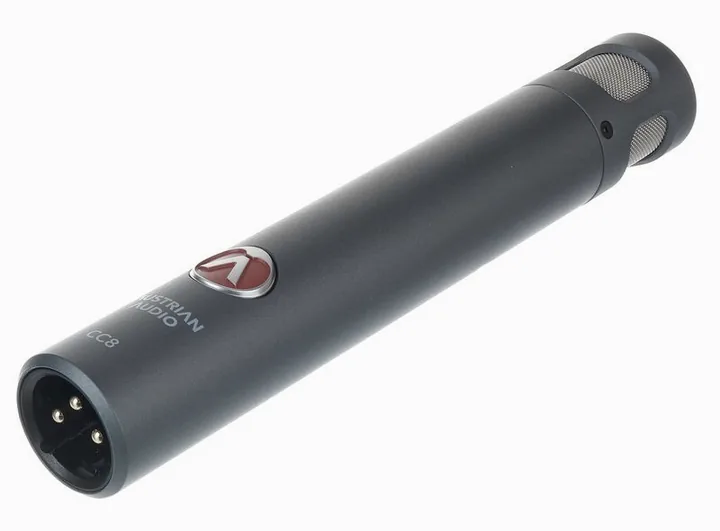 Austrian Audio CC8 Stereo Set, XLR-kontakten i botten