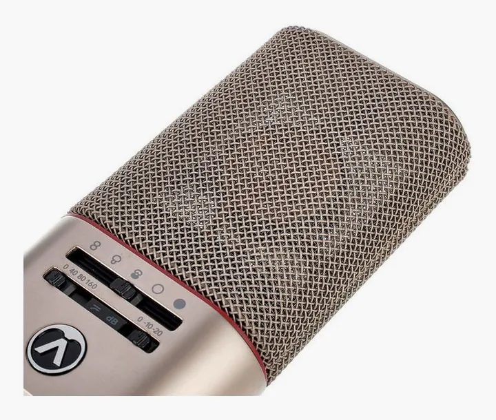 Austrian Audio OC818 Studio Set, mikrofonkorgen på nära håll