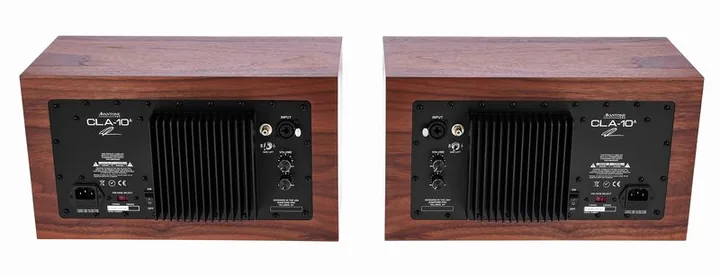 Avantone CLA-10A Limited Edition, baksidan med anslutningarna