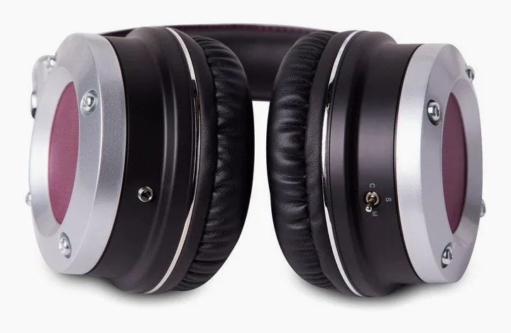 Avantone Mixphones MP-1 Black, gångjärnen och justeringen