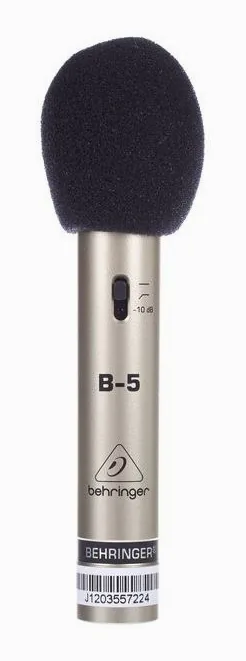 Behringer B5, gallret framifrån