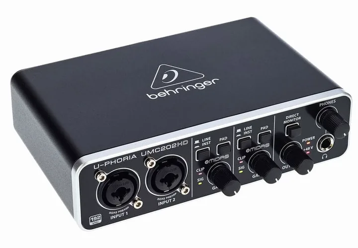 Behringer U-Phoria UMC202HD, ovansidan av lådan
