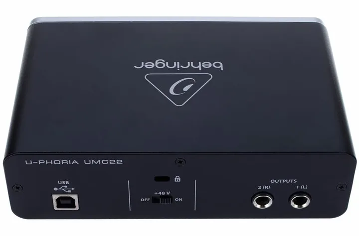 Behringer U-Phoria UMC22, höljet sett från sidan