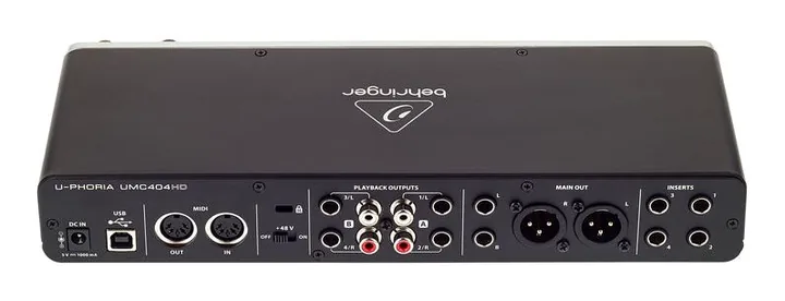 Behringer UMC404HD, nivåmätarna och lysdioderna