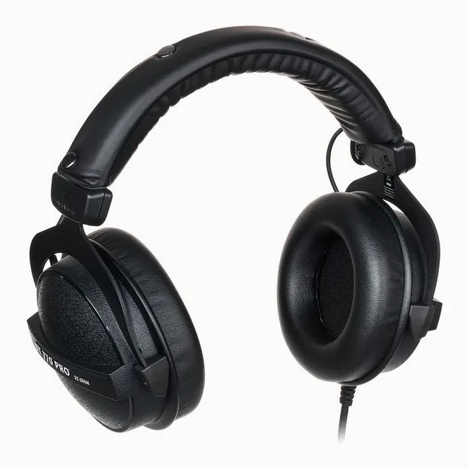 beyerdynamic DT-770 Pro 32 Ohm, hörkåpan på nära håll