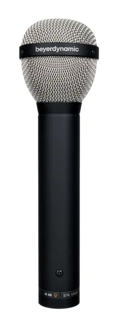 beyerdynamic M 88, loggan och ytan