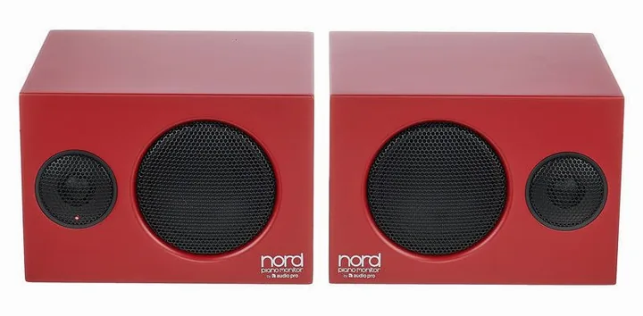 Clavia Nord Piano Monitor V2, basreflexporten
