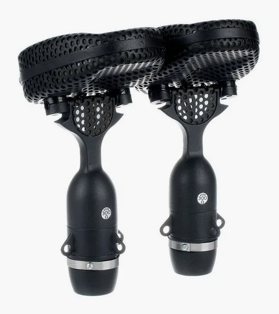 Coles 4038 Studio Ribbon Pair, mikrofonkorgen på nära håll