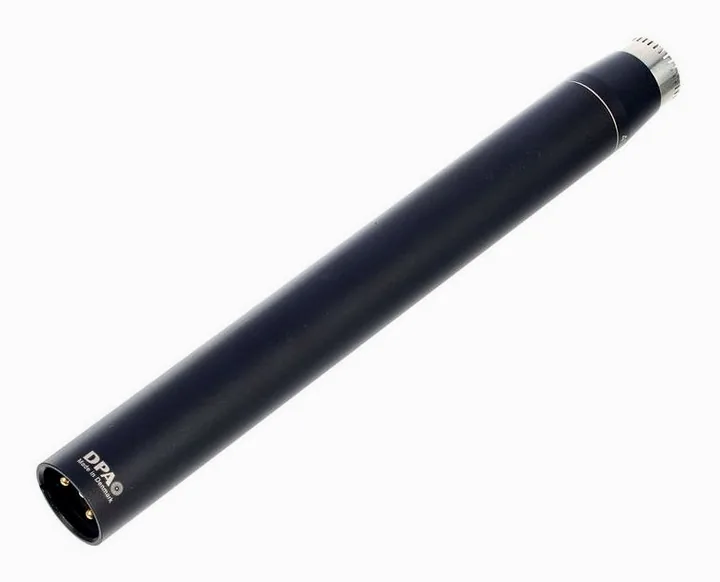 DPA ST4006A, XLR-kontakten i botten