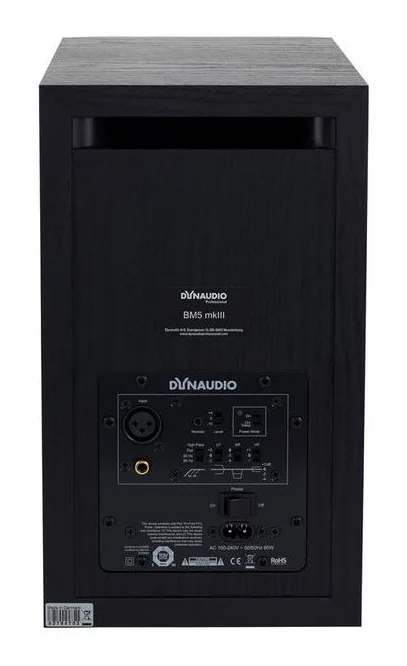 Dynaudio BM5 MKIII, baksidan med anslutningarna