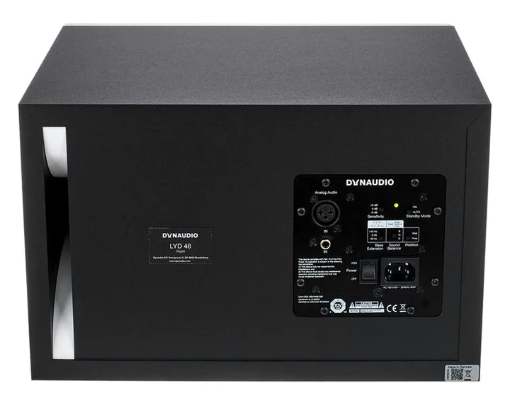 Dynaudio LYD-48 White Right, kabinettet sett från sidan