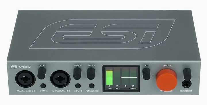 ESI Amber i2, frontpanelen med rattarna