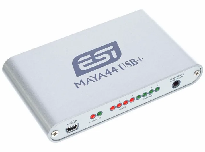 ESI Maya 44 USB+, anslutningarna på baksidan