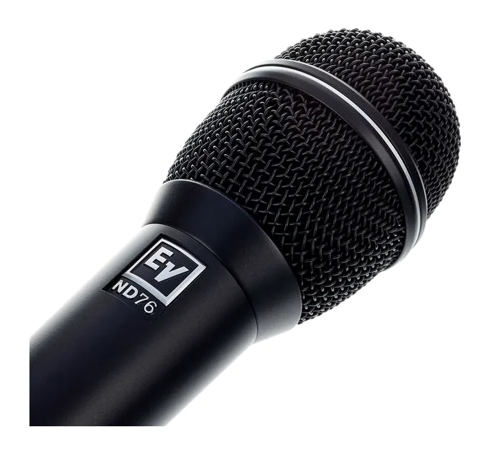 EV ND76, XLR-kontakten i botten