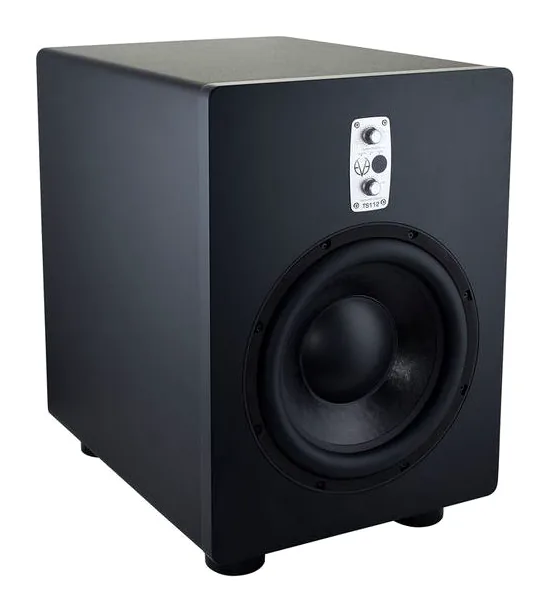EVE Audio TS112, baksidan med anslutningarna