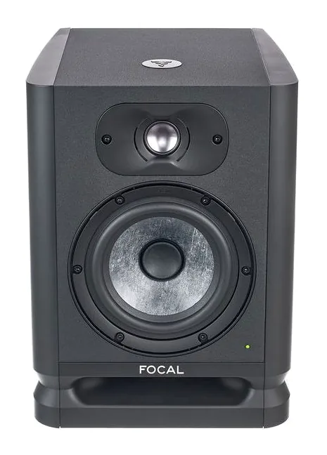 Focal Alpha 50 Evo, loggan och ytan