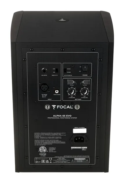 Focal Alpha 65 Evo, kabinettet sett från sidan