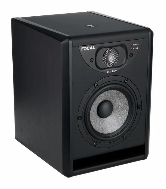 Focal Solo6 Black ST6, fronten med woofer och diskant