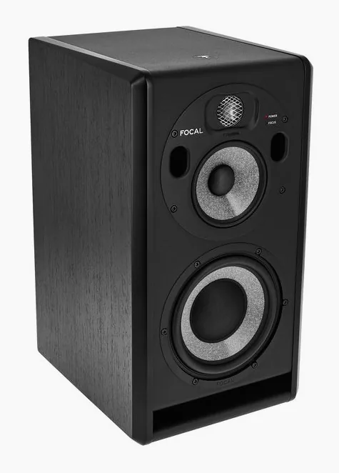Focal Trio6 Black ST6, fronten med woofer och diskant