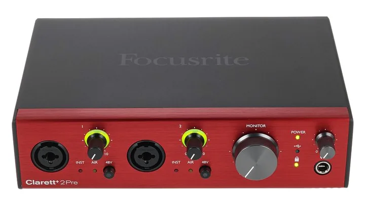 Focusrite Clarett+ 2Pre, ingångarna på framsidan