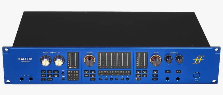 Focusrite ISA C8X, anslutningarna på baksidan