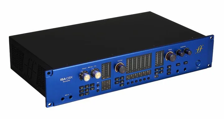 Focusrite ISA C8X, ingångarna på framsidan