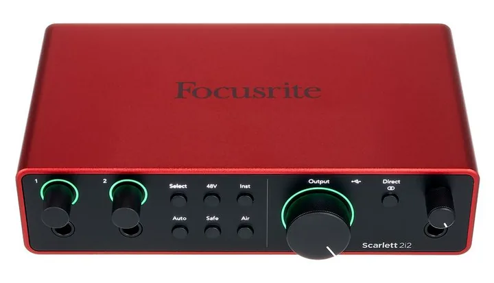 Focusrite Scarlett 2i2 4th Gen. Mic Bund, nivåmätarna och lysdioderna